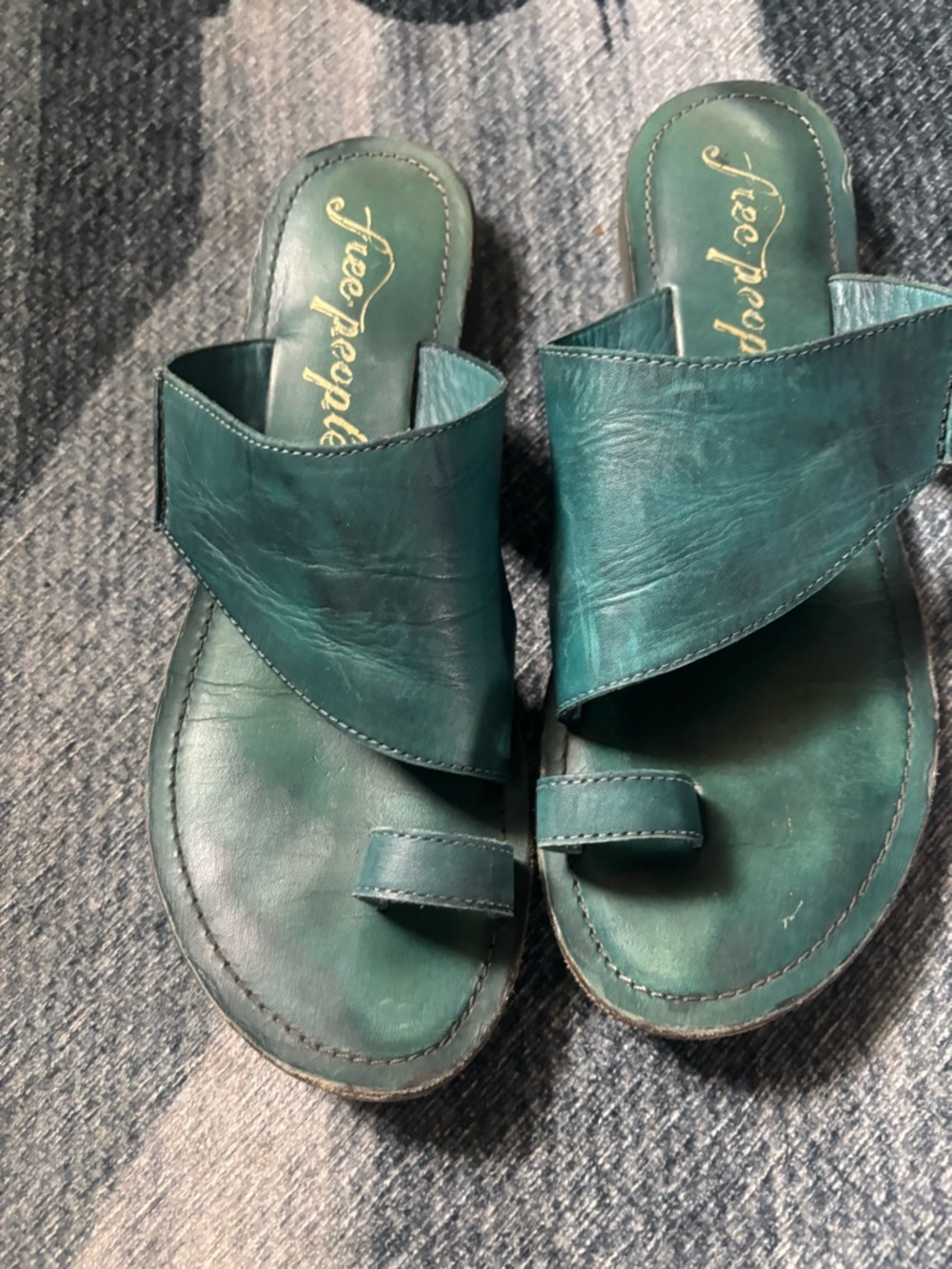 Free People Green Teal Crossover Toe-Loop Slide Sandals